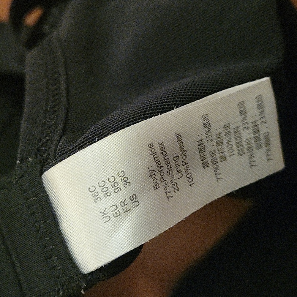 Sports Bra - Picture 4 of 4